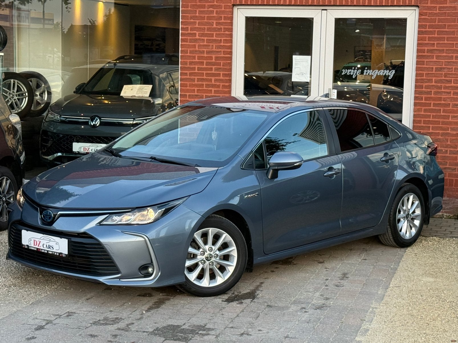 TOYOTA COROLLA HYBRID 1.8I 98PK |NAVI | CAMERA | ACC | LED, Auto's, Stof, 1440 kg, 4 cilinders, 72 kW