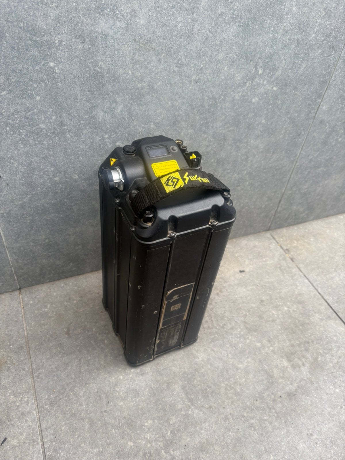 Surron lighte bee x accu, Fietsen en Brommers, Ophalen, Zo goed als nieuw
