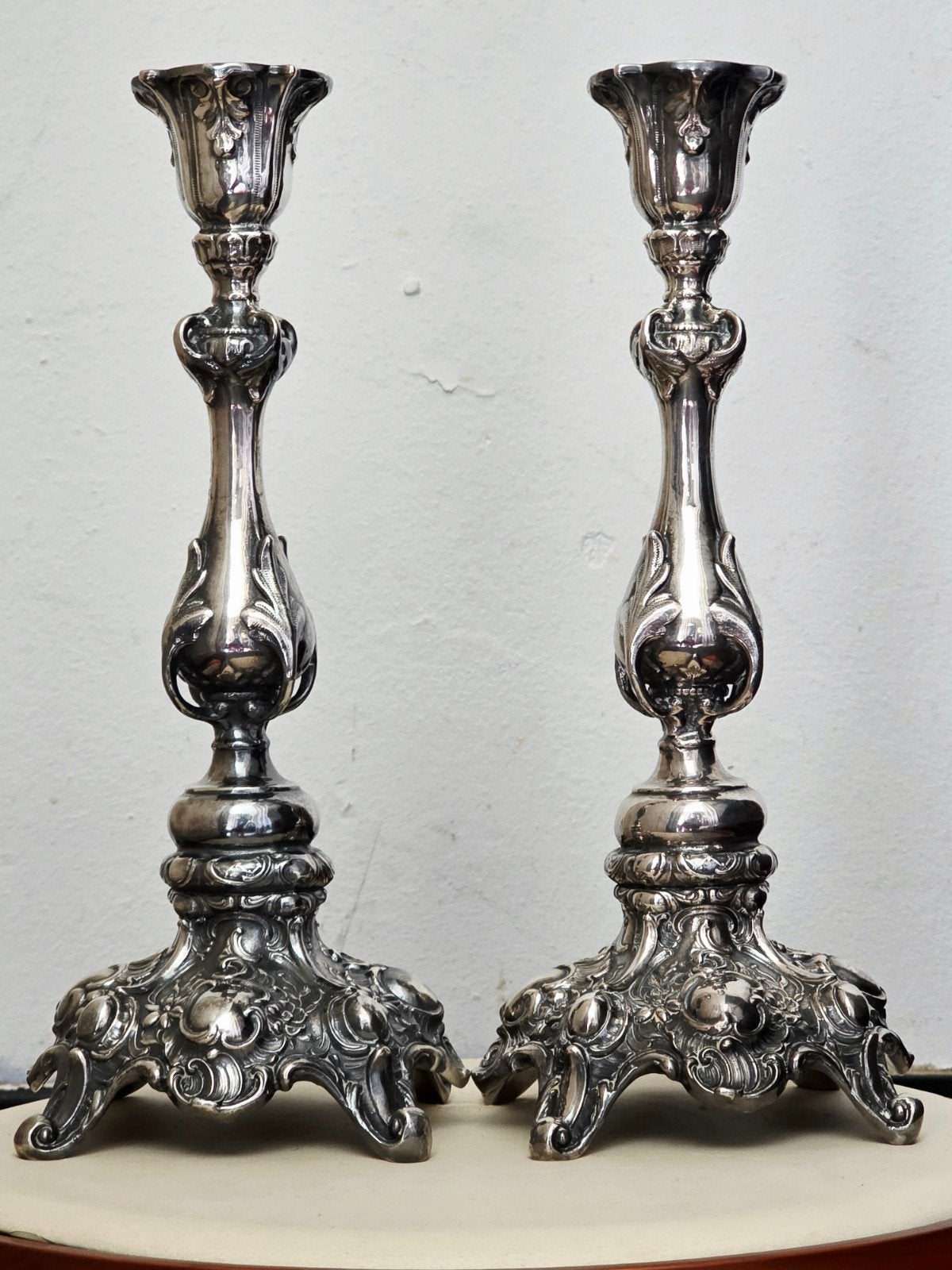 Paar antieke zilveren kandelaars, Italië, Ophalen of Verzenden, Zilver