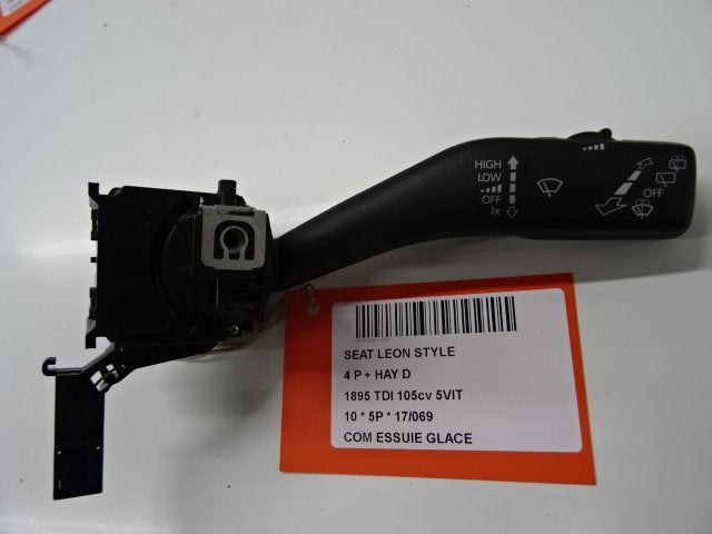 COMMODO ESSUIE-GLACE Seat Leon (1P1) (1K0953519H), Seat Deutschland GmbH, Service@seat.de, Utilisé, Seat
