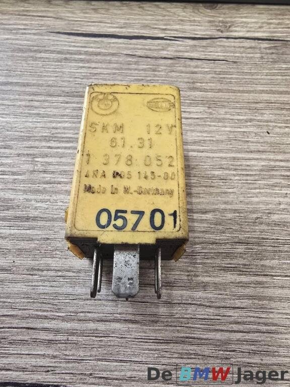 Relais daglicht BMW 5 en 7 serie E34 E32 61311378052, Gebruikt, Ophalen of Verzenden, BMW, BMW