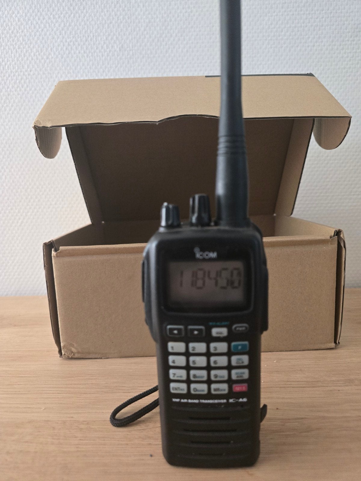 ICOM ICA6 vhf Air aviation radio ulm 3 pcs, Envoi