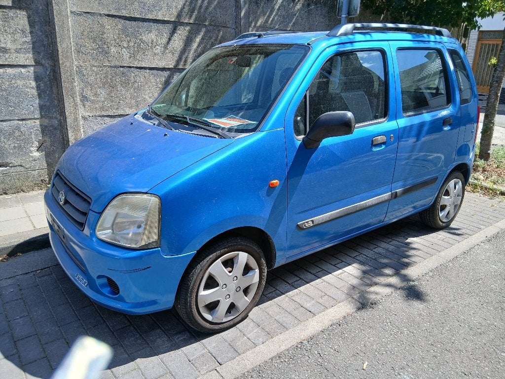 Suzuki essence climatisée eur4, Achat, Noir, 5 portes, Particulier