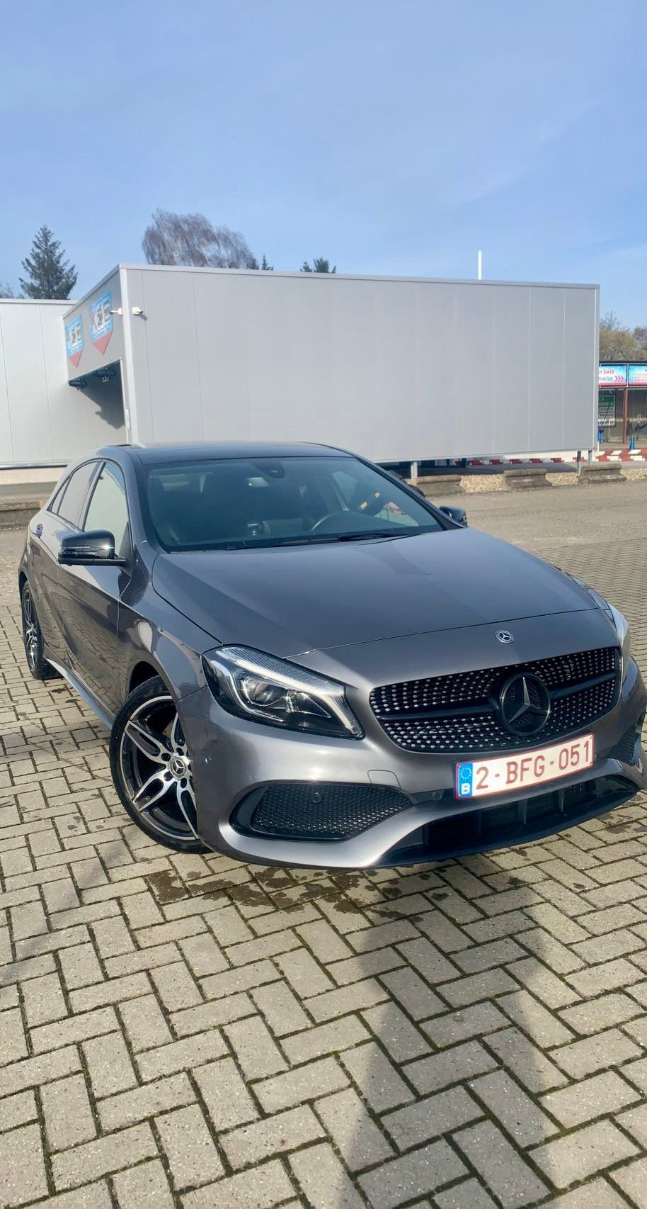 Mercedes A180 AMG Line, Autos, Achat, 117 kW, Carnet d'entretien, Noir