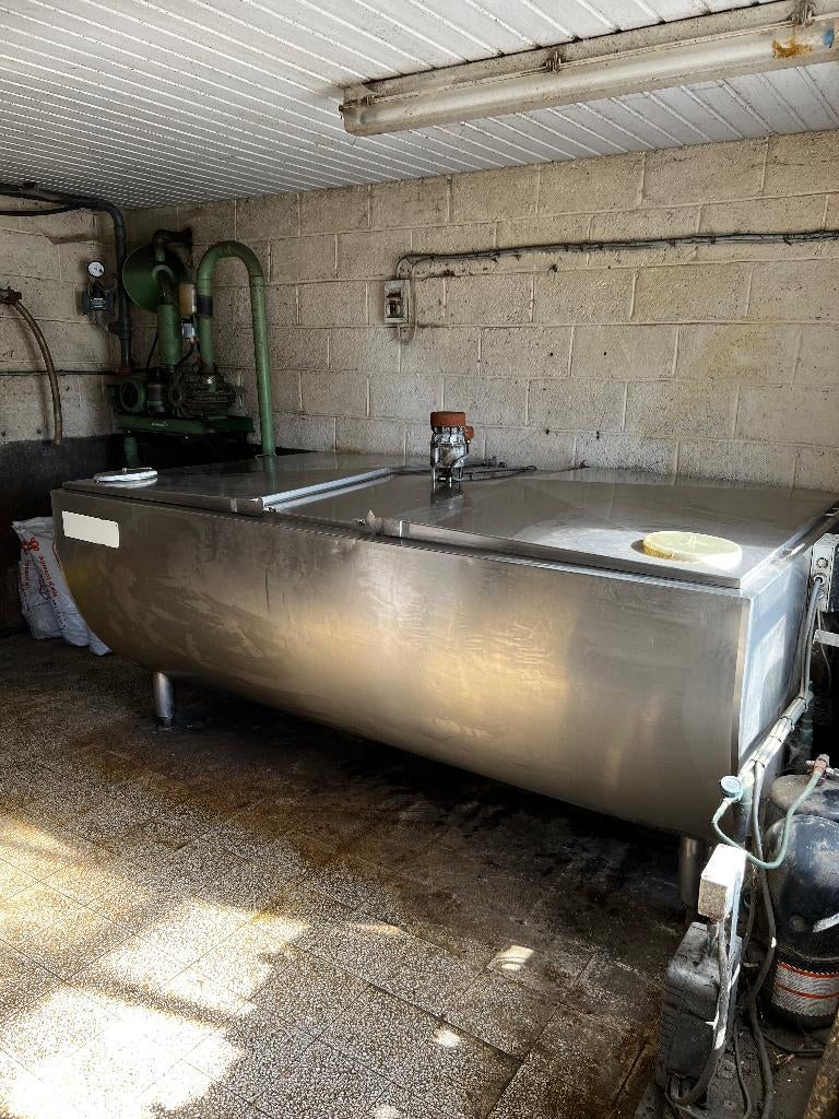 Tank à lait 1800L Packo avec refroidisseur + salle de traite, Ophalen, Veehouderij, Weidebouw