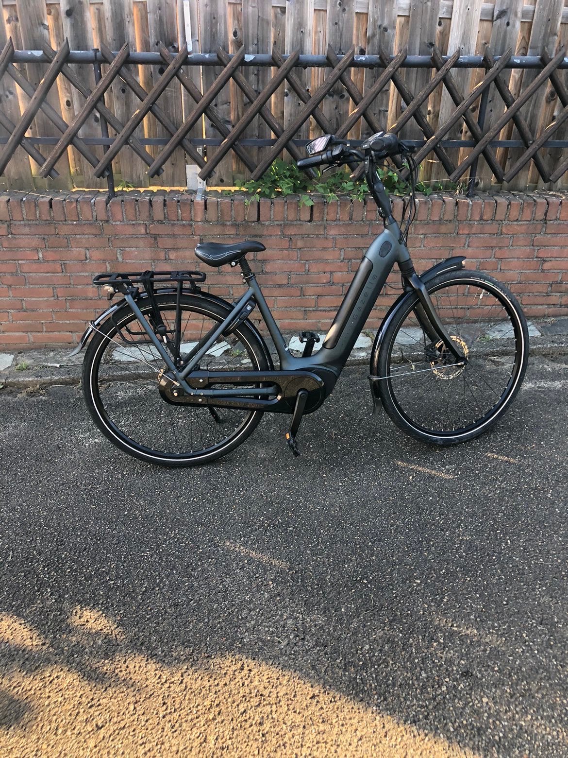 Gazelle Grenoble C380, 2022, gamme Bosch Performance, Vélos & Vélomoteurs, Vélos électriques, Comme neuf, Gazelle, 47 à 51 cm