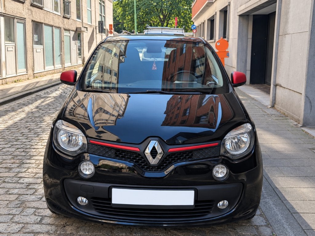 Renault Twingo III 1.0 SCe – 2015 – 181.000 km – € 3.250, Auto's, Euro 5, Zwart, Zwart, Handgeschakeld