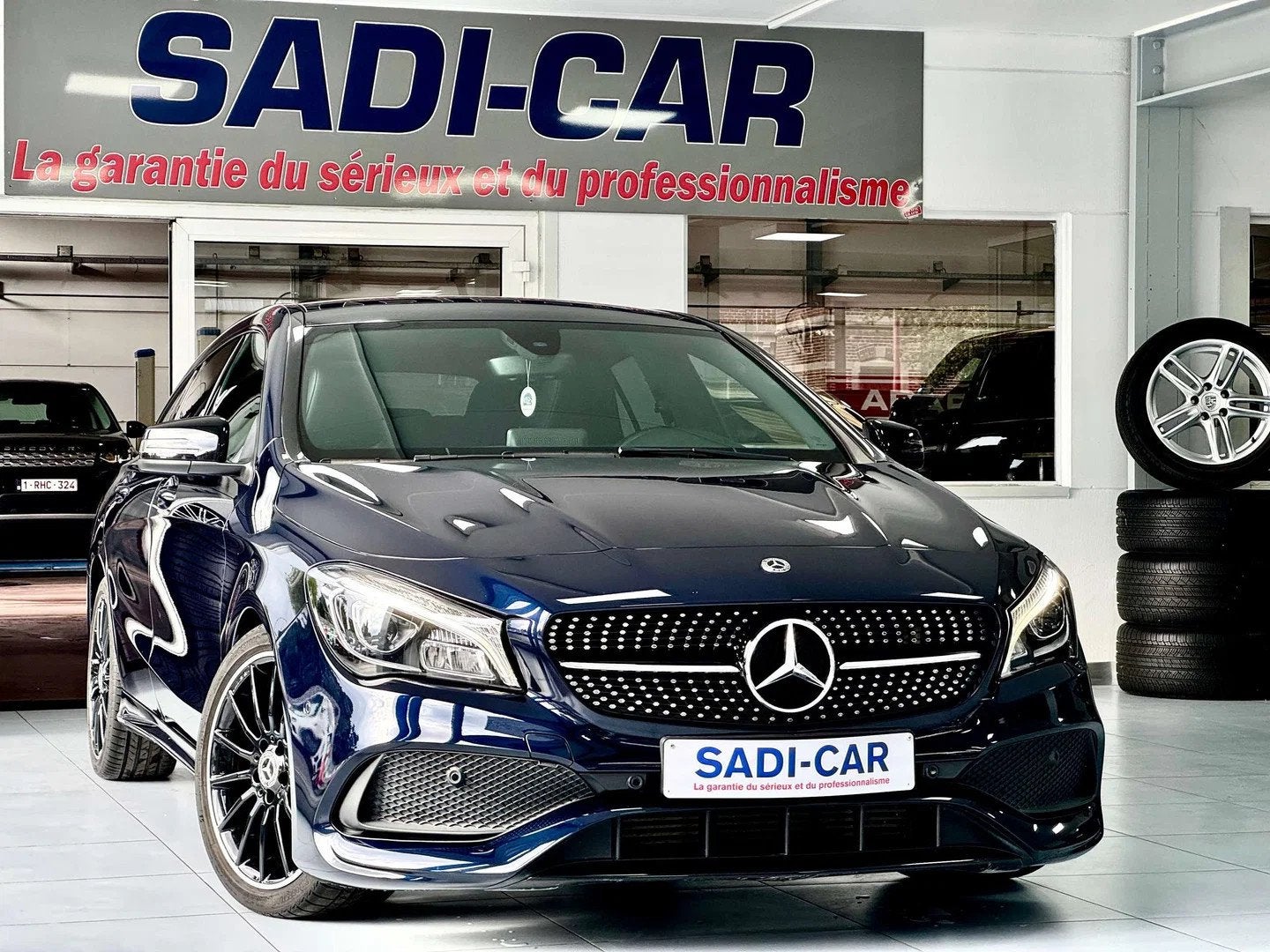 Mercedes-Benz CLA-Klasse 180 E. 122cv AMG LINE EDITION - PAC, Auto's, 122 pk, Gebruikt, 4 cilinders, Blauw