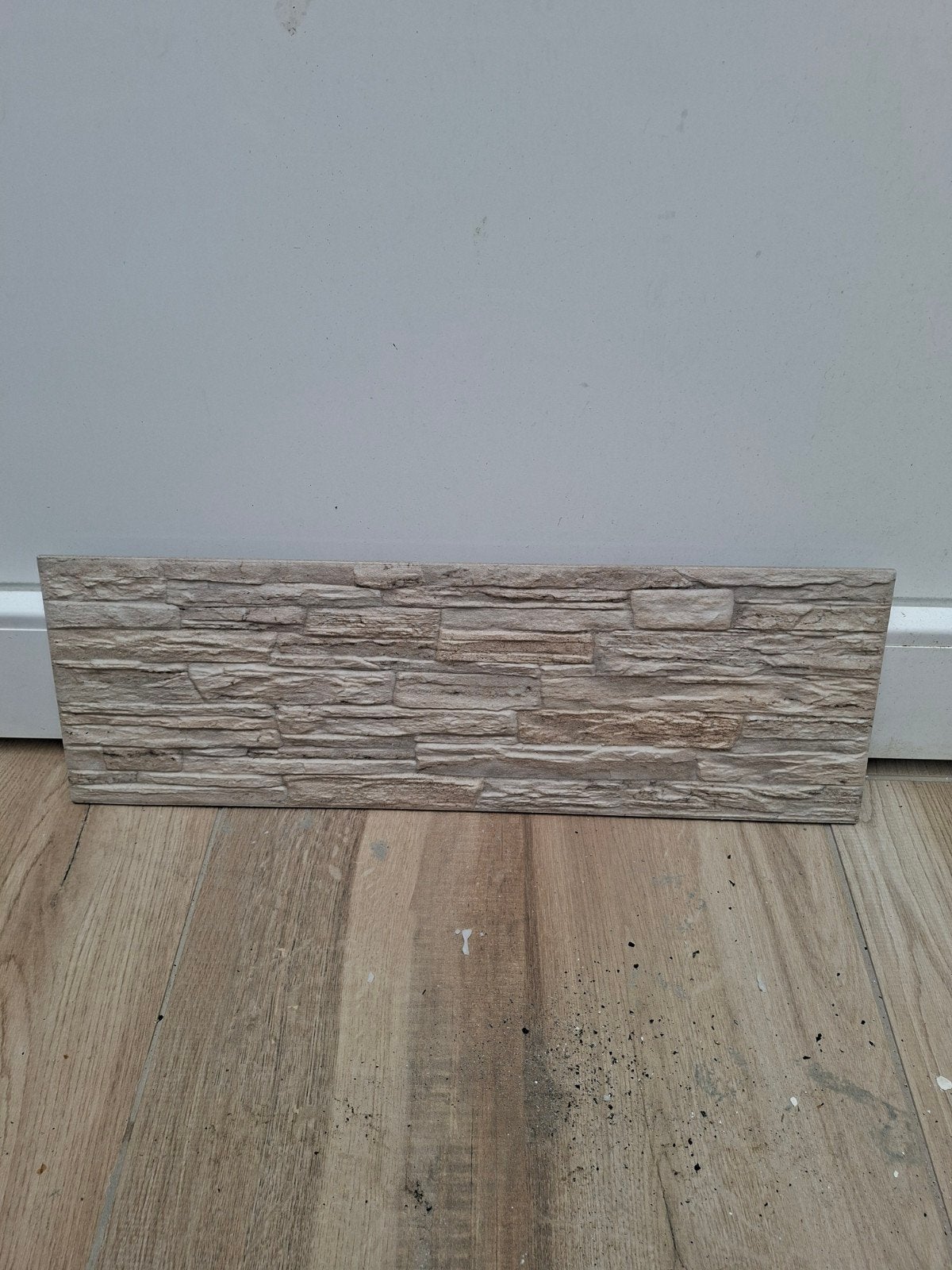 nouveaux carreaux muraux 17 cm sur 52 cm, environ 7,5 m2, Maison & Meubles, Ameublement | Revêtements de sol, Enlèvement, Neuf