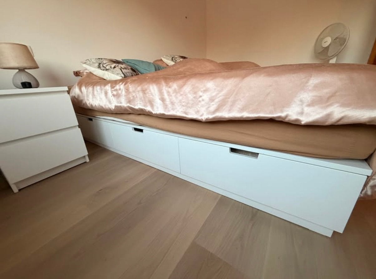 Bed met opslagruimte 180x200, Ophalen, Overige materialen, /, Gebruikt