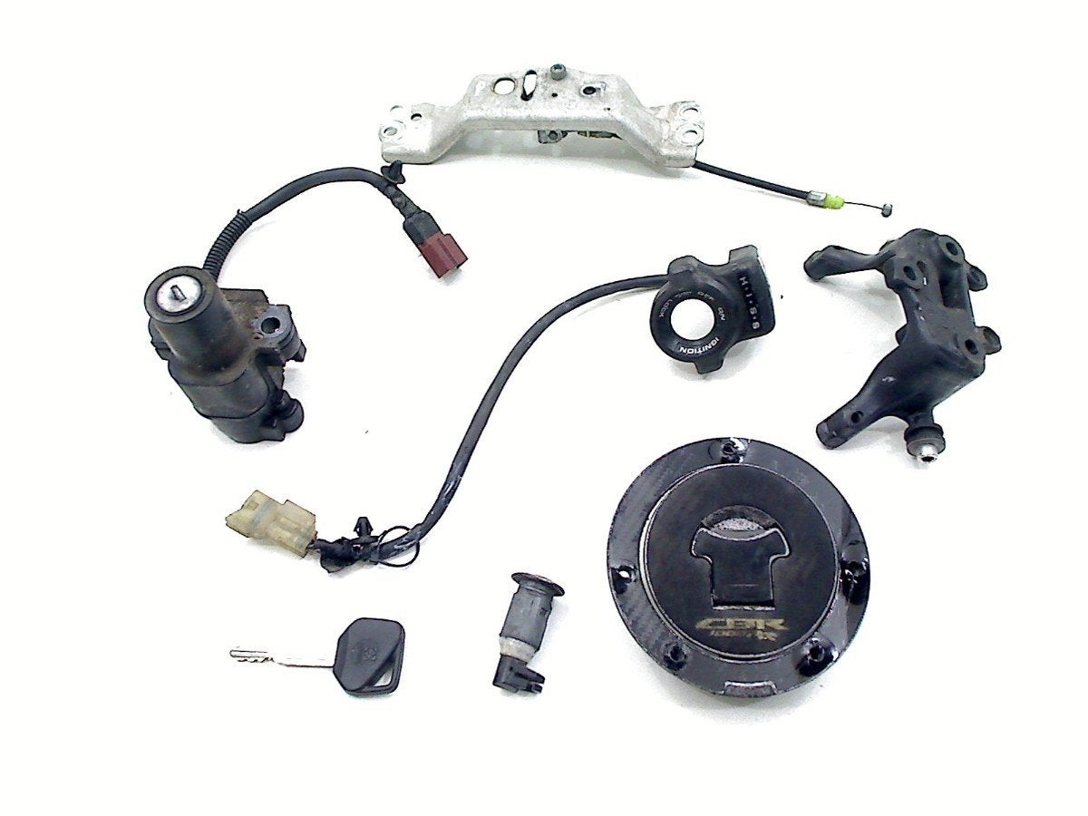 SLOTENSET CBR 1000 RR Fireblade 2004-2005 (CBR1000RR SC57), Dhr. S. di Majo, Gebruikt, Info@cama-motorparts.nl, P.J. Troelstraweg 8 8
3144 CX  MAASSLUIS, NL