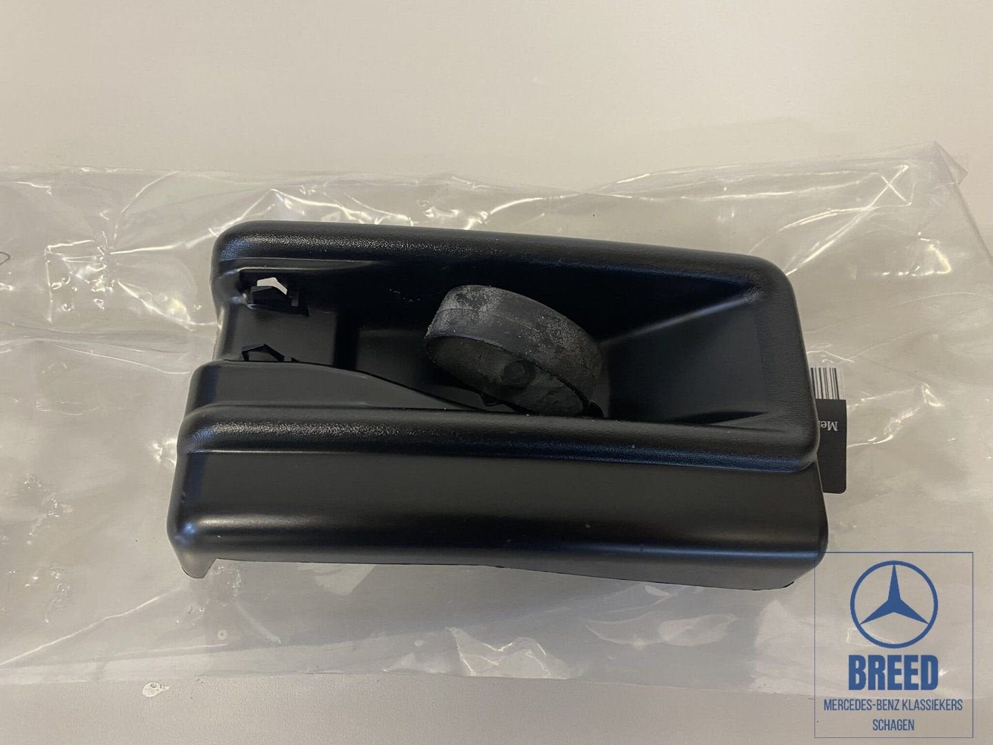 NOS rozet gordelsluiting rechts Mercedes-Benz W124 T-model S, -, Nieuw, Ophalen of Verzenden, -