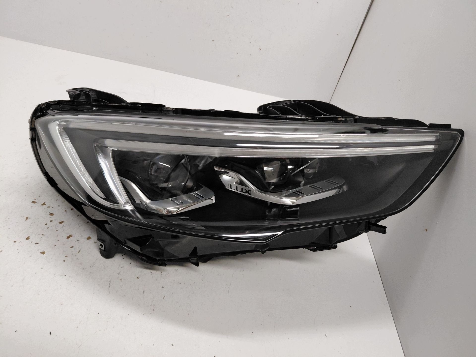 Phare droit Opel Insignia B 39102889, Opel Automobile GmbH, Opel, Bahnhofsplatz 1
65423  Russelsheim am Main, DE, Kontakt@opel-infoservice.de