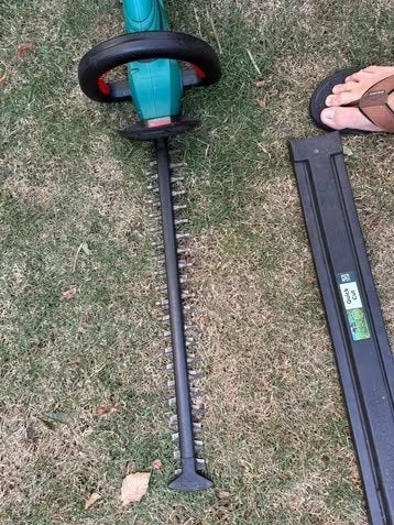 Bosch AHS 20-20 Li accu heggenschaar, Tuin en Terras, Ophalen, Zo goed als nieuw, Accu
