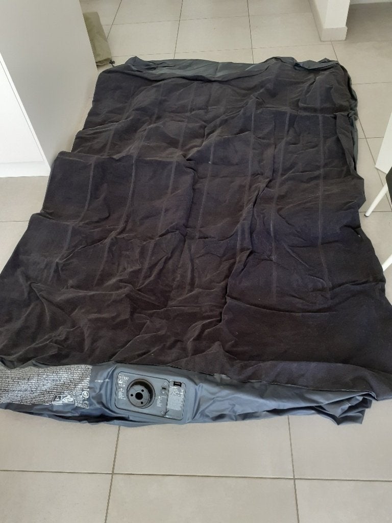 Opblaasbare matras, Ophalen, Ingebouwde pomp, Zo goed als nieuw, 2-persoons