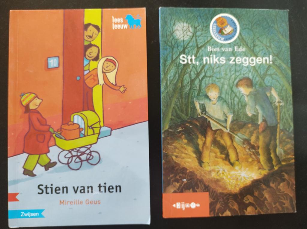 Set van 2 boekjes 'leesleeuw', Zwijsen, groep 5/3e leerjaar,, Boeken, Ophalen of Verzenden