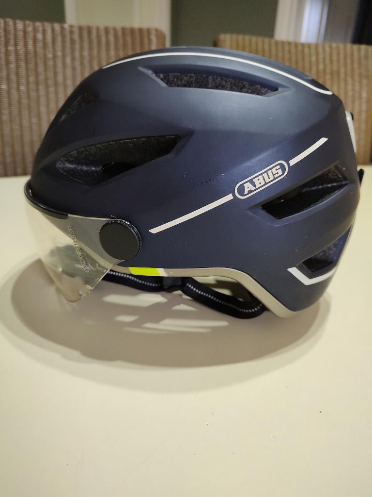 fietshelm Abus, Fietsen en Brommers, Ophalen, M, Zo goed als nieuw, Abus