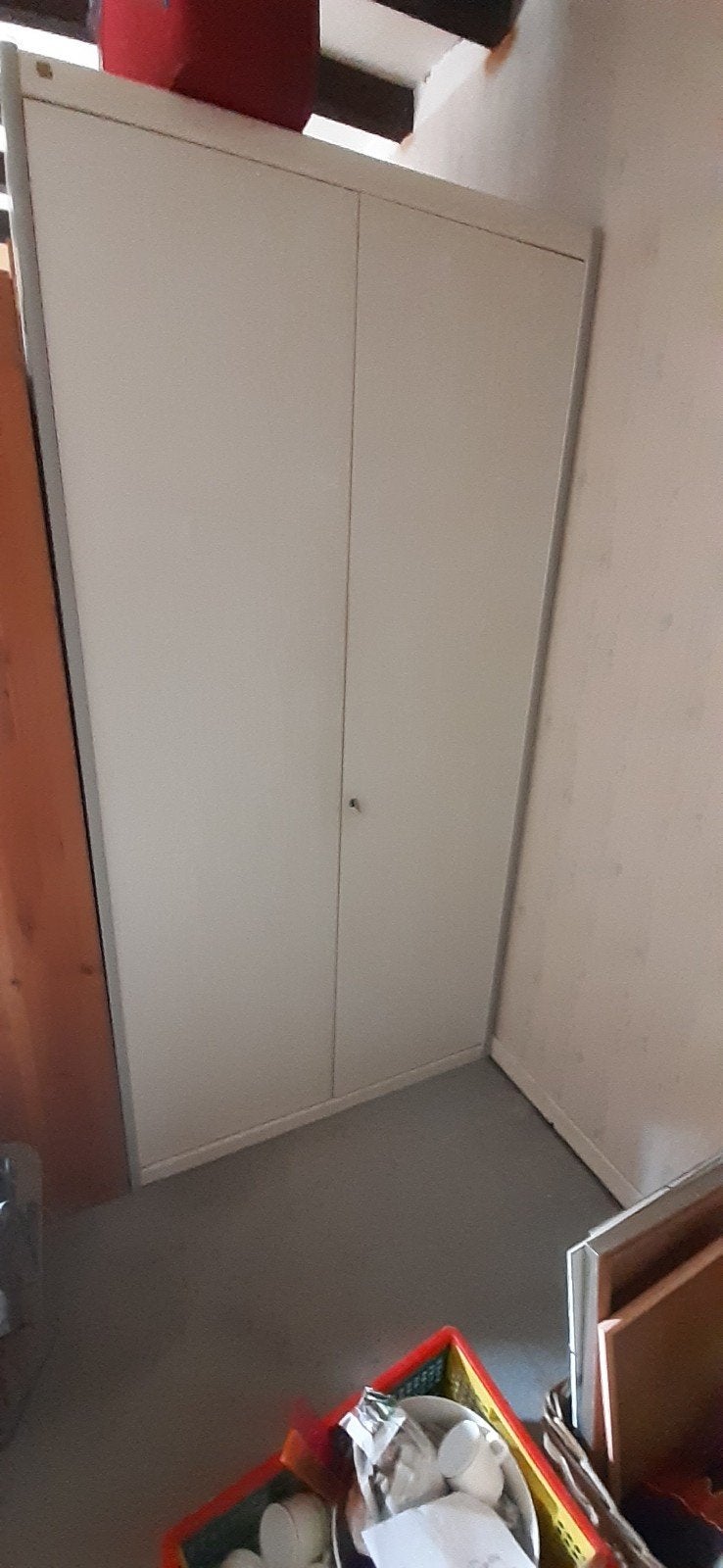 2deurskleerkast. Met legplanken en hanger. Wit met lichtgrij, Huis en Inrichting, Kasten | Kleerkasten, Ophalen