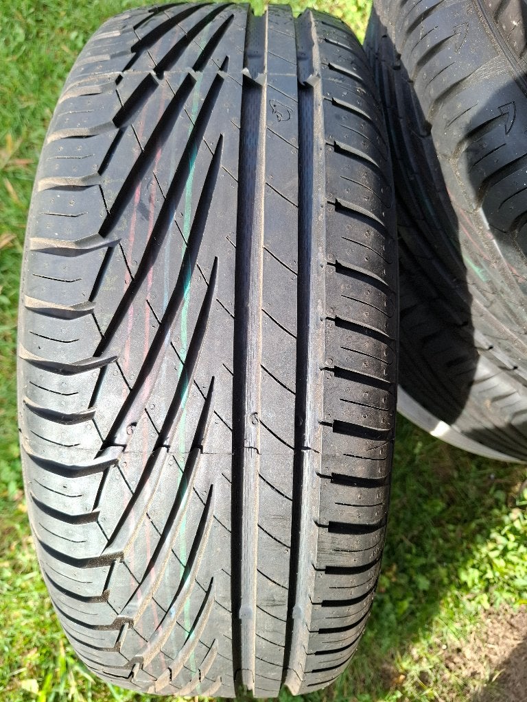 4 Autobanden met velg in nieuwe staat en siervelgen, Autos : Pièces & Accessoires, Neuf, Pneus et Jantes, Véhicule de tourisme