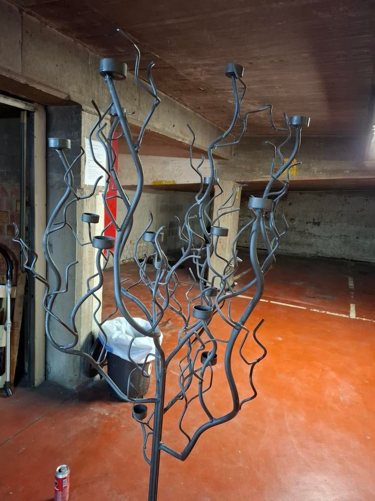 Porte bougie en fer forgé hauteur 180 cm état impeccable, Antiquités & Art, Enlèvement