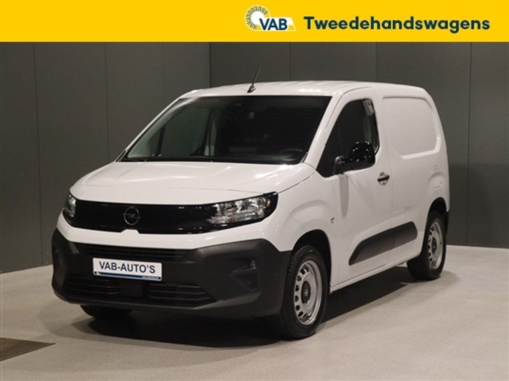 Opel Combo   CARGO, Automaat, Monovolume, Zwart, Bedrijf