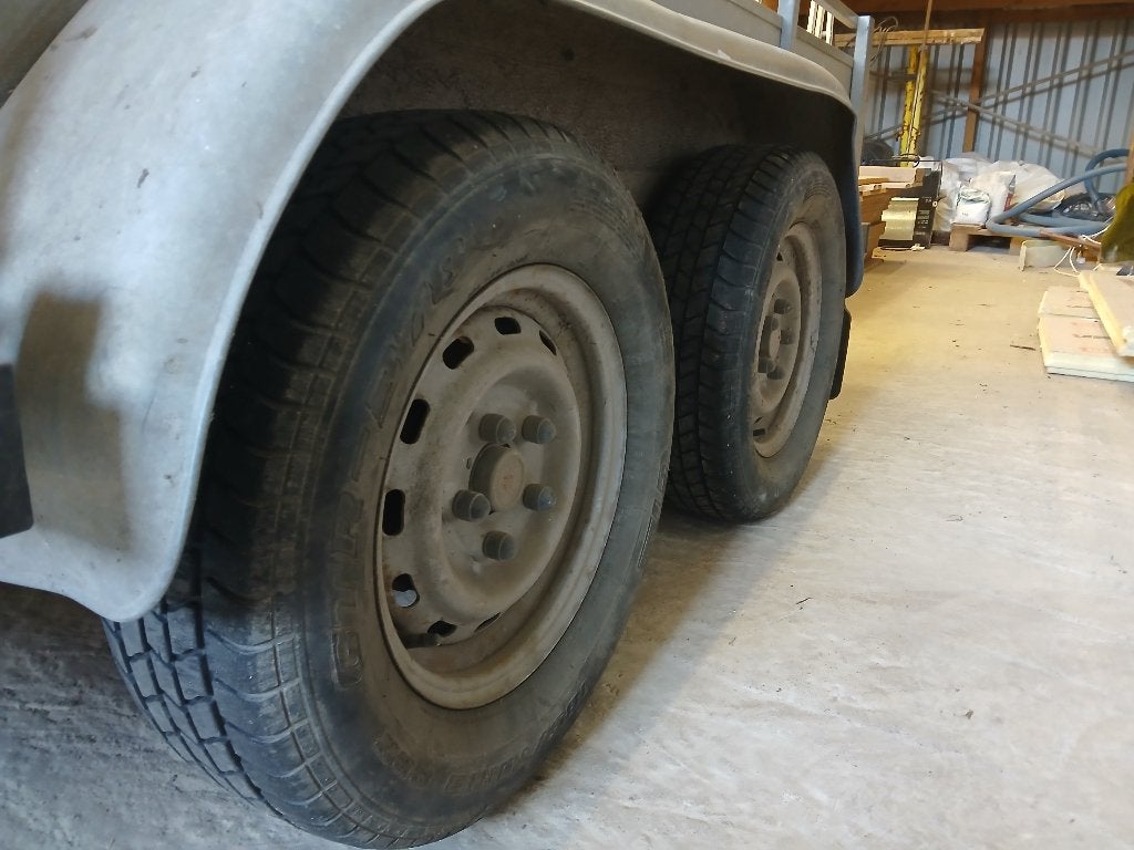atec  geremde aanhangwagen, Enlèvement, Utilisé