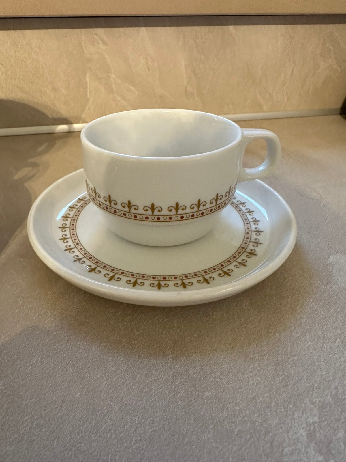 Set van 4 vintage Hutschenreuther Hotel kop en schotels, Antiek en Kunst, Ophalen of Verzenden