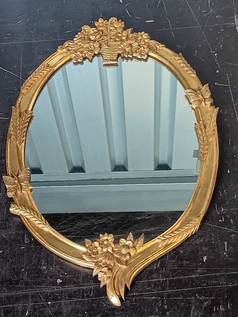 Jolie miroir à suspendre en bois doré vintage, Moins de 100 cm, Comme neuf, Enlèvement, Ovale