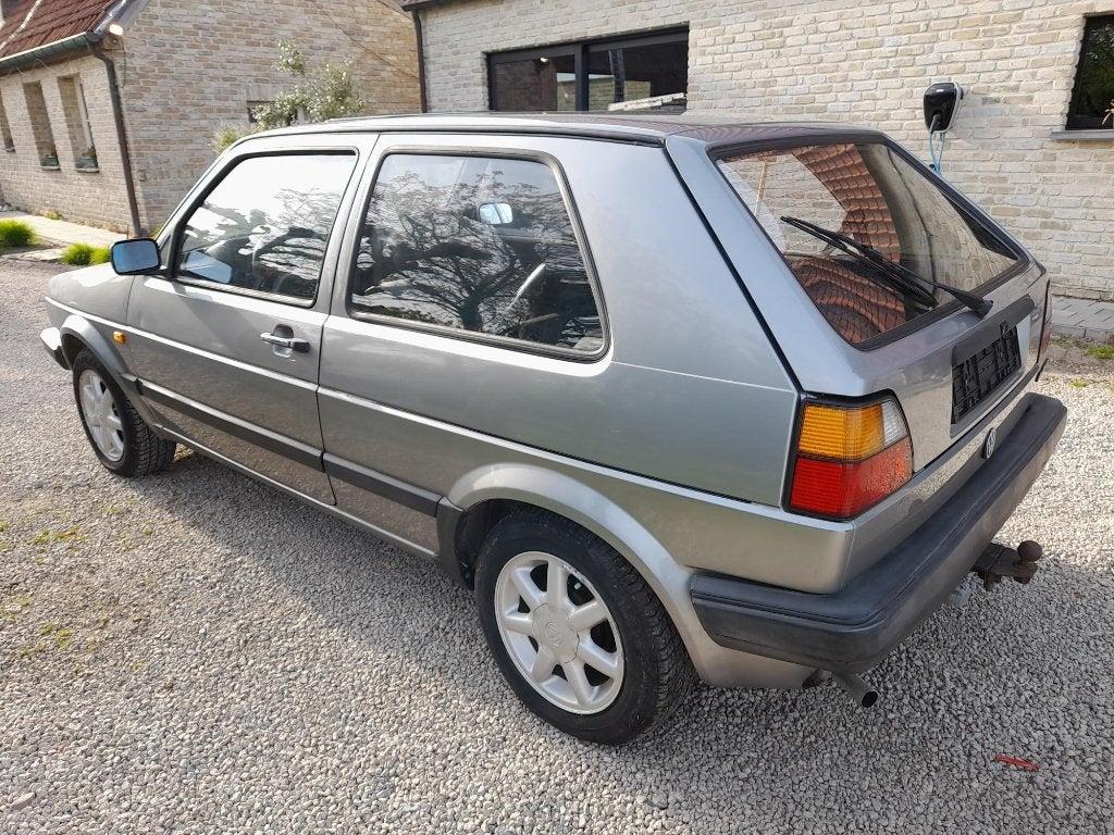 VW Golf 2 1600 DIESEL (JP) amper !! 103.445 km OLDTIMER 3drs, Autos, Volkswagen, Argent ou Gris, Boîte manuelle, Radio, Diesel