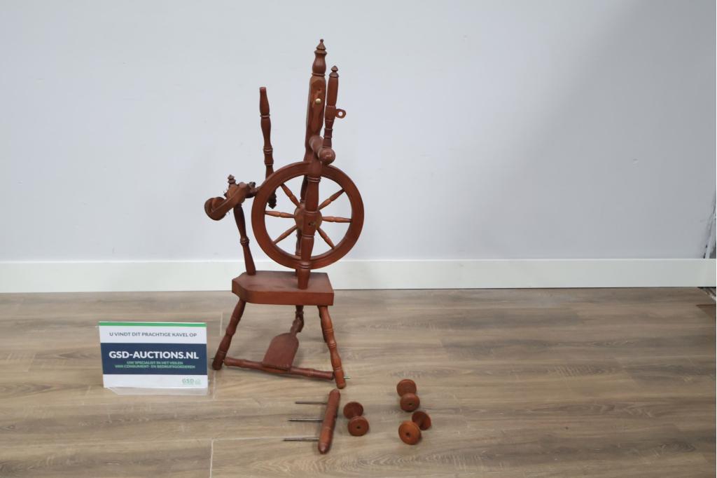 Antiek Houten Spinnenwiel