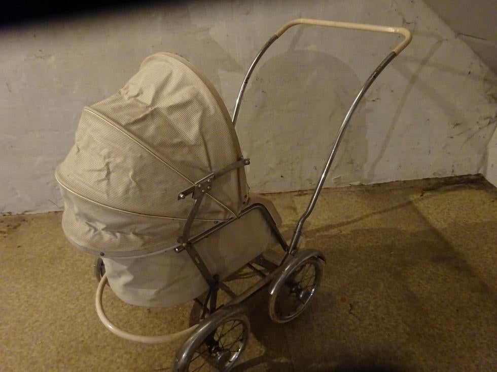 retro kinderwagen, Ophalen