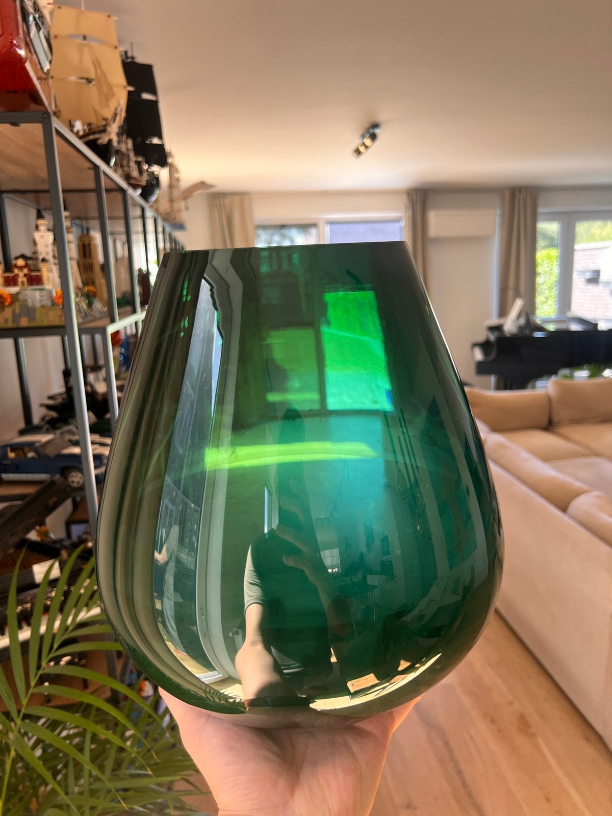 Groene vaas, Ophalen, Zo goed als nieuw