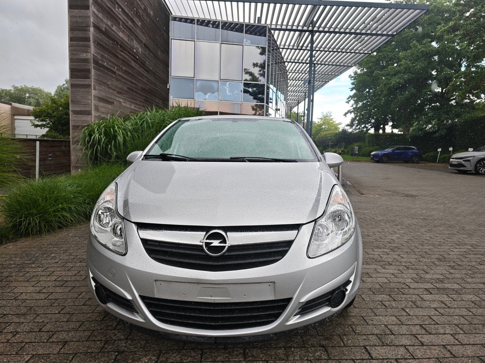 Opel Corsa 

Année 2009

1200 essence 
97.000 km avec carnet, Achat, Entreprise, Carnet d'entretien, Air conditionné