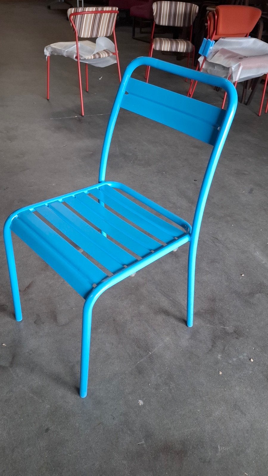 19 terras horeca tolix fermob model metaal blauw pedrali lot, Tuin en Terras, Ophalen of Verzenden, Zo goed als nieuw, Metaal