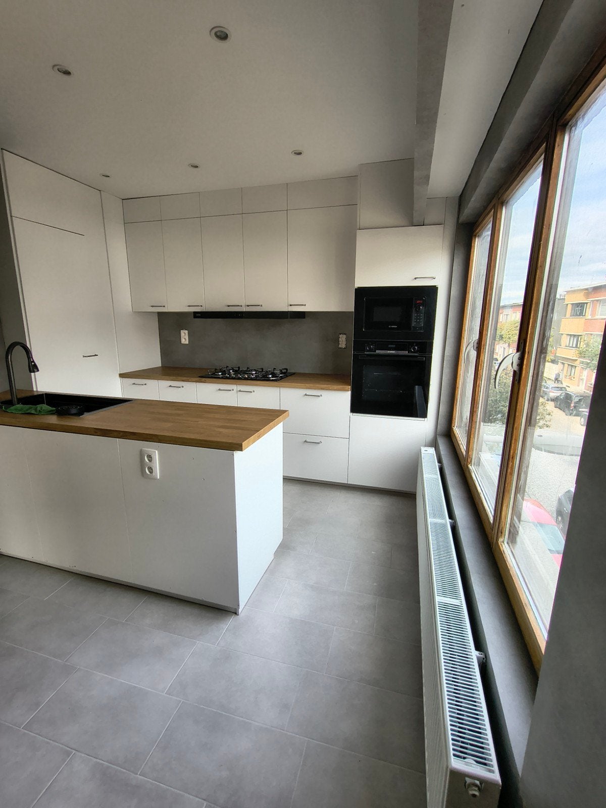 Gerenoveerd appartement met 3 slaapkamers  in Berchem, Antwerpen (stad), 3 kamers, Appartement, 102 m²