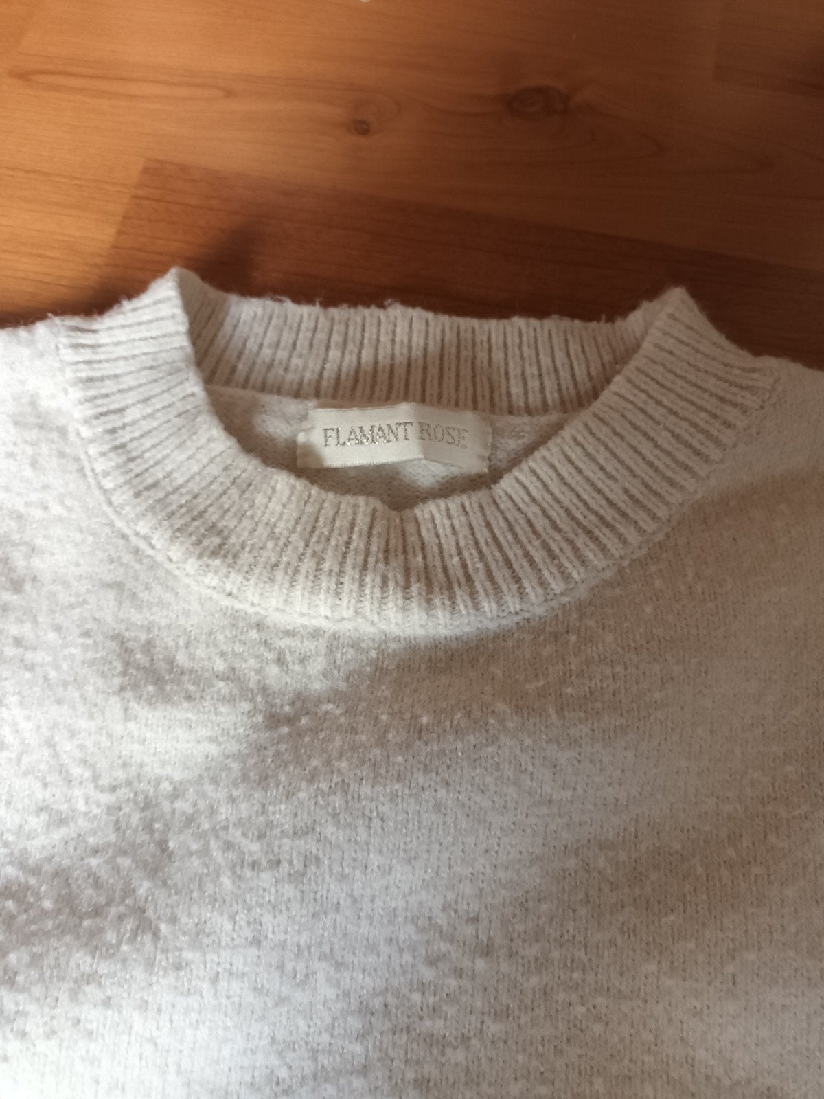 mooie trui zo goed als nieuw amper gedragen, Kleding | Dames, Truien en Vesten, Maat 38/40 (M), Wit, Mel's, Ophalen of Verzenden