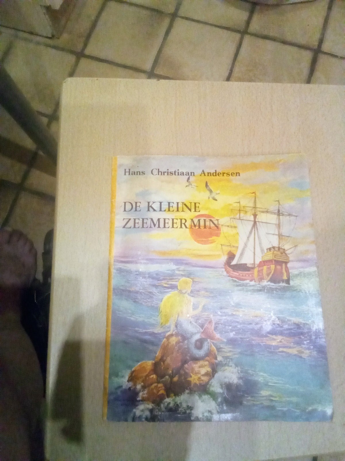 Vintage sprookjesboek De kleine zeemeermin., Enlèvement ou Envoi