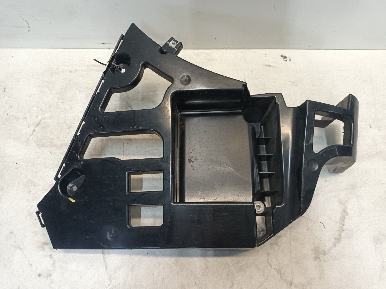 Bumpersteun rechts achter BMW X5, Onderdelen@venauto.nl, Van der Ven Autorecycling B.V., Gebruikt, Ettenseweg 76, 4706 PB Roosendaal, The Netherlands