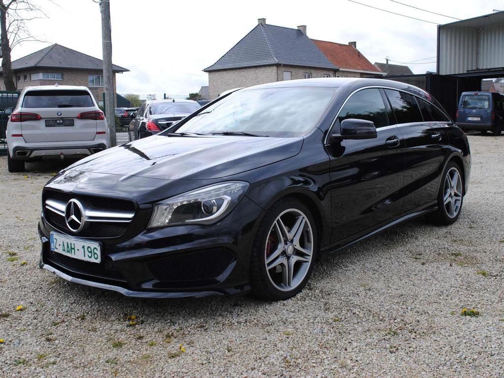 Mercedes-Benz CLA-Klasse 180 AMG Line / Sportuitlaat / Xenon, Auto's, CLA, 122 pk, Gebruikt, 4 cilinders