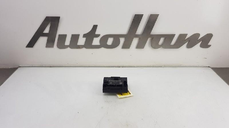 ORDINATEUR VEROUILLAGE CENTRALISE Audi Q2 (GAB / GAG), Utilisé, Audi