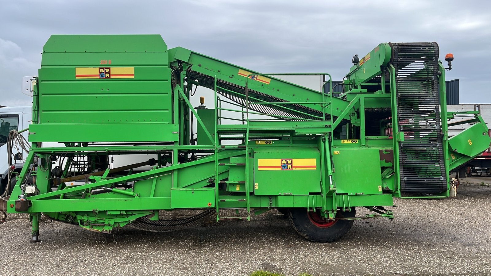 AVR 230b aardappelrooier, Enlèvement