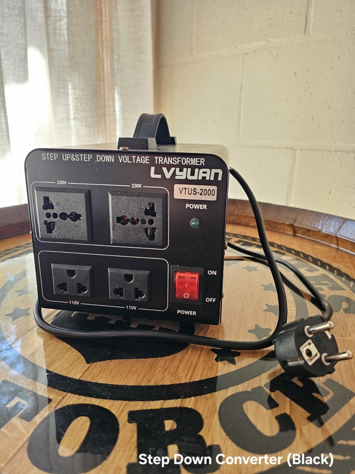 Step up&step down voltage transformer, Elektronische apparatuur, Ophalen, Zo goed als nieuw