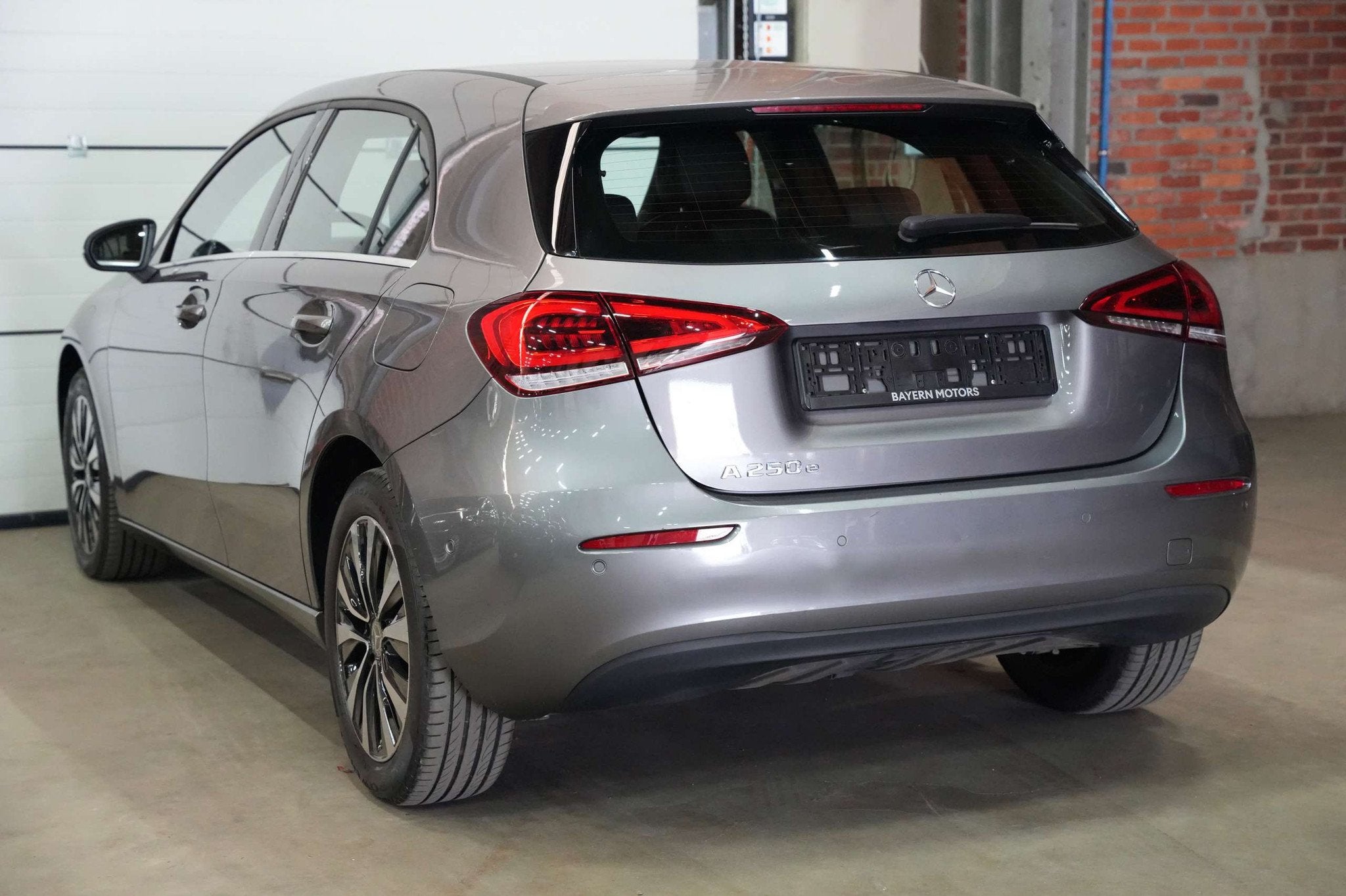 Mercedes-Benz A 250 e PHEV Plug in Hybride Benzine Garantie, Achat, Euro 6, Entreprise, Détection des panneaux routiers