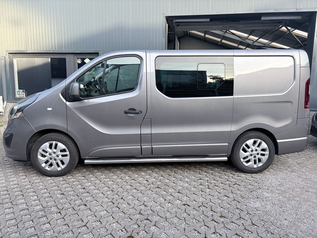 Opel Vivaro Dubbele cabine - Showroomstaat, Auto's, Opel, Voorwielaandrijving, Stof, 4 cilinders, 1600 cc