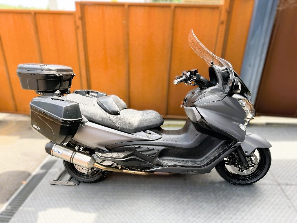 burgman 650cm³ abs  2019 état neuf gar 1.2.3ans jhb, Motos, Permis Moto A, Scooter, Entreprise, Plus de 35 kW