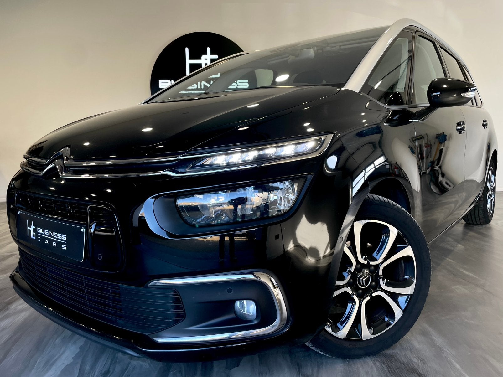 Citroen C4 SpaceTourer 1.5 BlueHDi/ 7 PLACES/ APPLE CARPLAY, Auto's, Monovolume, https://public.car-pass.be/vhr/c34229c8-07d6-41c8-8ed9-3808e3bd72fb