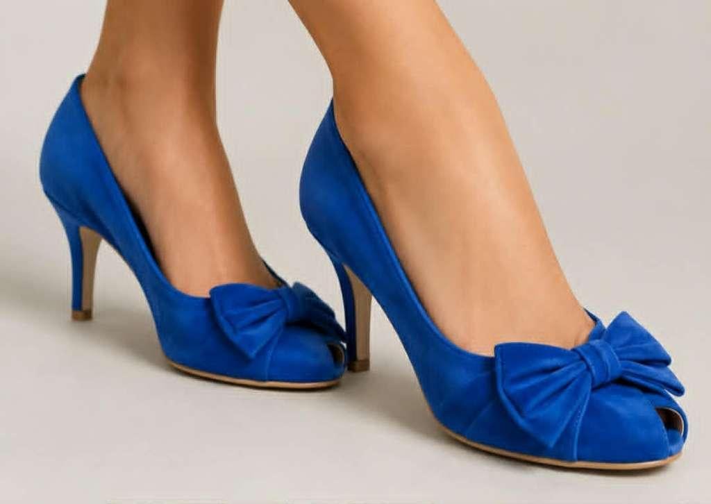 Pumps maat 40, Kleding | Dames, Schoenen, Pumps, Blauw, Gedragen, Bershka