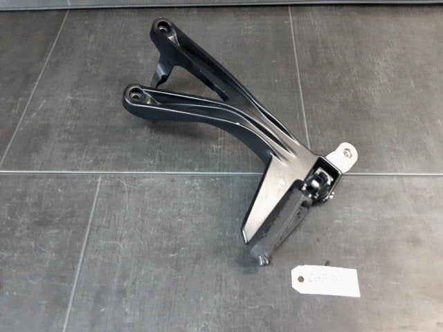 RC125 2014 - 2019 KTM Voetsteunen en schetsplaten D1-60165