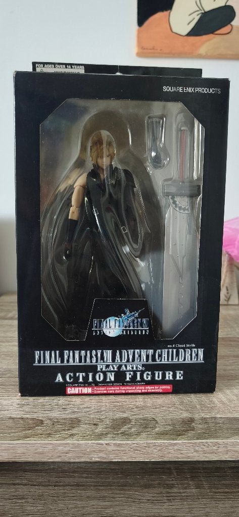 figurine play art: Cloud  Final fantasy Advent children, Envoi, Comme neuf, Fantasy