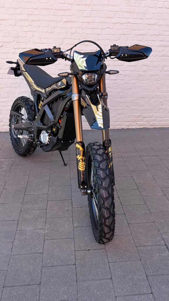 SurRon Ultra bee HP (R), Motoren, Bedrijf, 125 cc, Enduro, 11 kW of minder